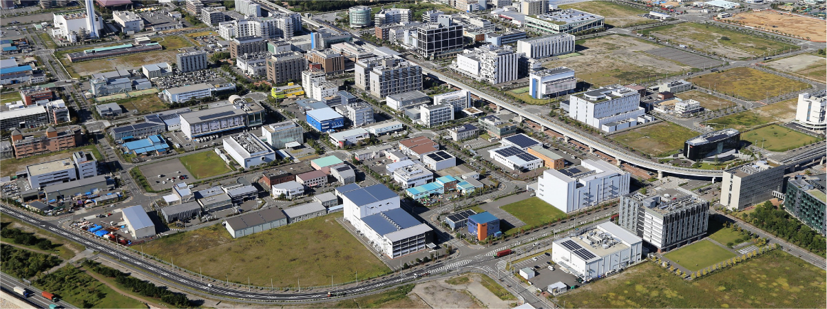神戸医療産業都市とは医療関連の研究機関や企業団体が集積し新ビジネスを創出する日本で最初、最大級の医療産業都市