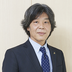 吉田 智一